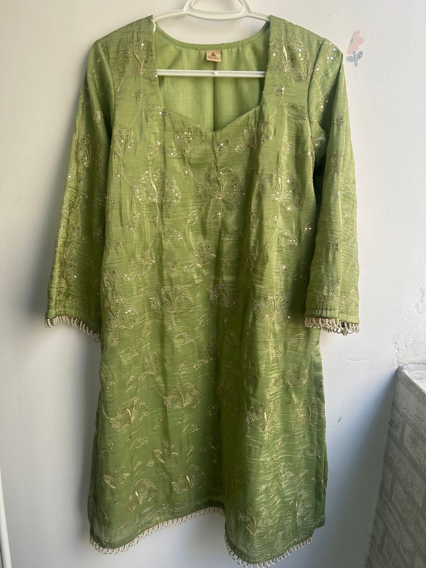 Tarini Kurti💚
