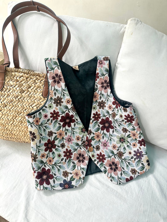 Camellia Waistcoat🪻
