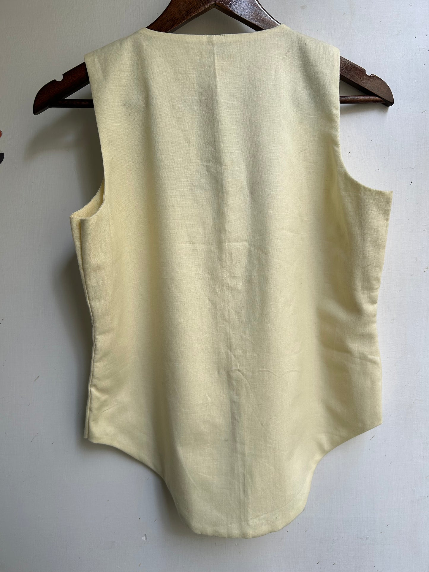 Isabelle Vest🌼
