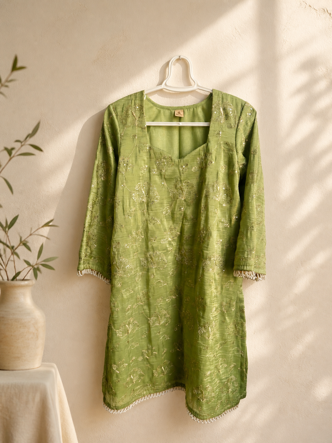 Tarini Kurti💚