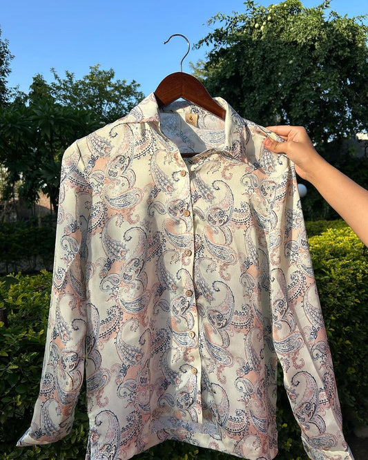 Vintage vibe shirt🤍